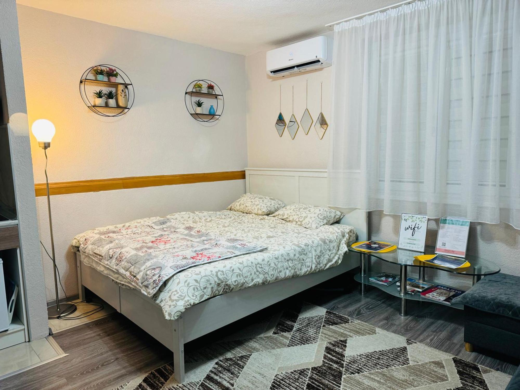 T&N Studio-Center-Free Parking,Ac,Train-Bus Station Sarajevo Luaran gambar